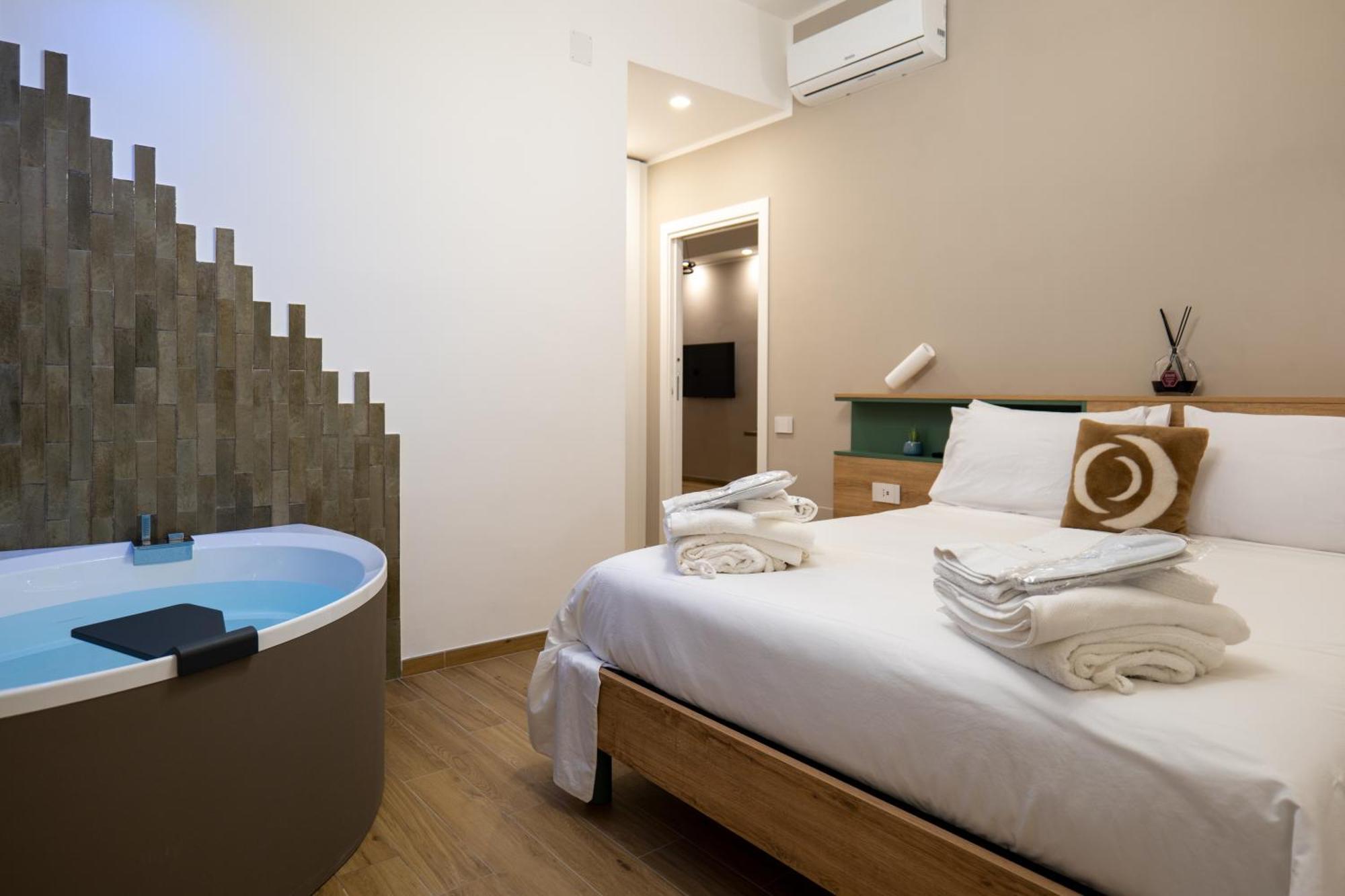 Ferienwohnung Three Moons Boutique House/Calypso Salerno Exterior foto