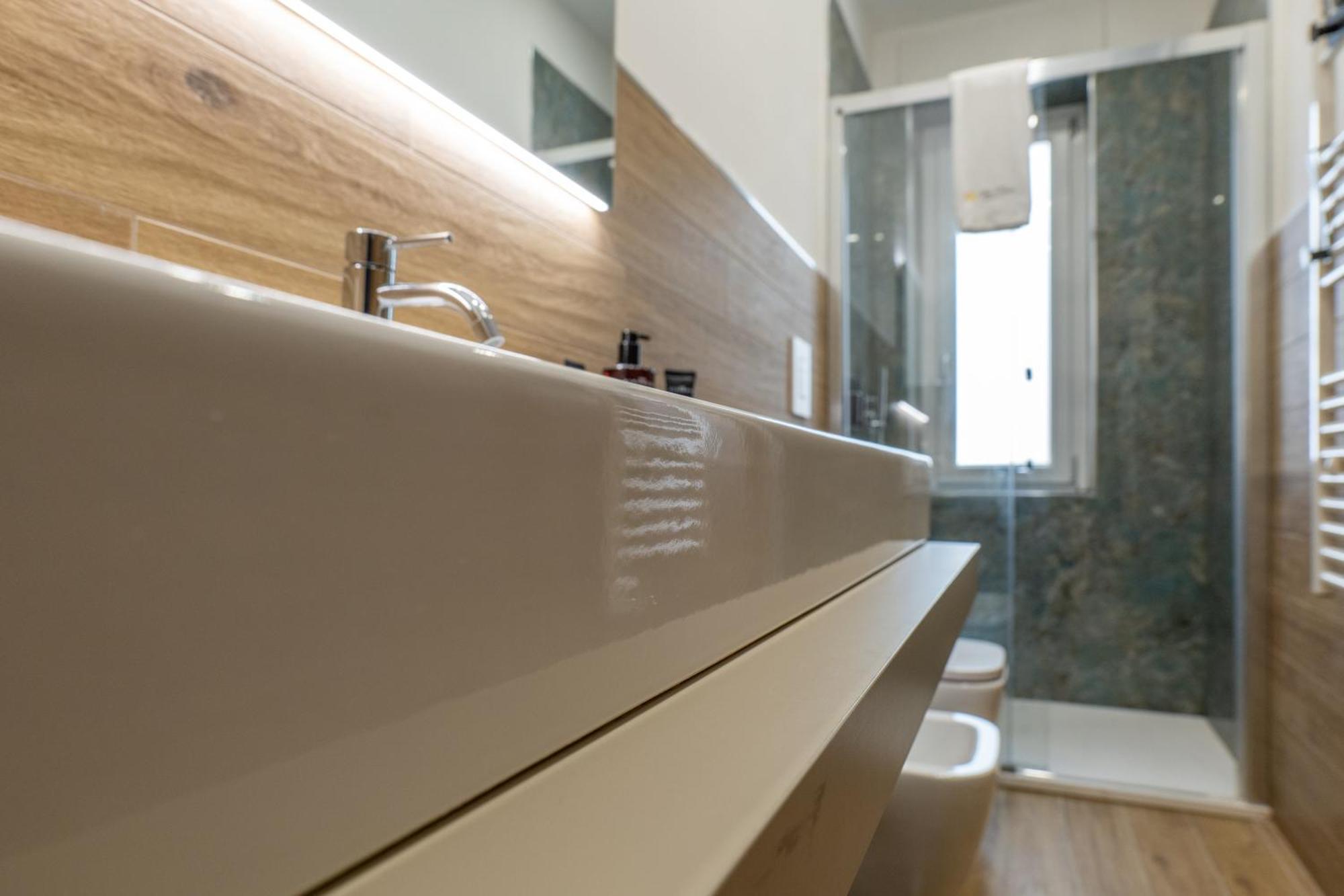 Ferienwohnung Three Moons Boutique House/Calypso Salerno Exterior foto
